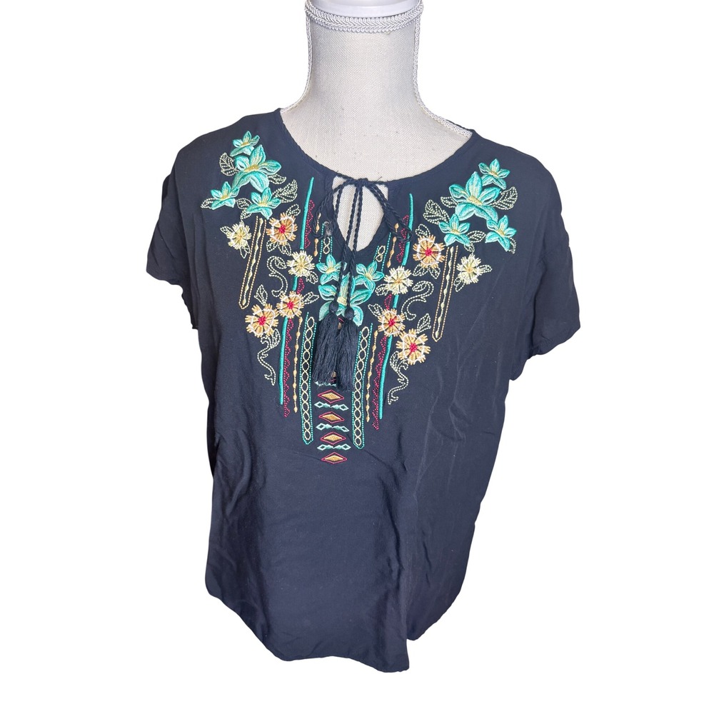 Cowgirl Legend Black Embroidered Boho Tassel Top L Rayon Western Floral Blouse
